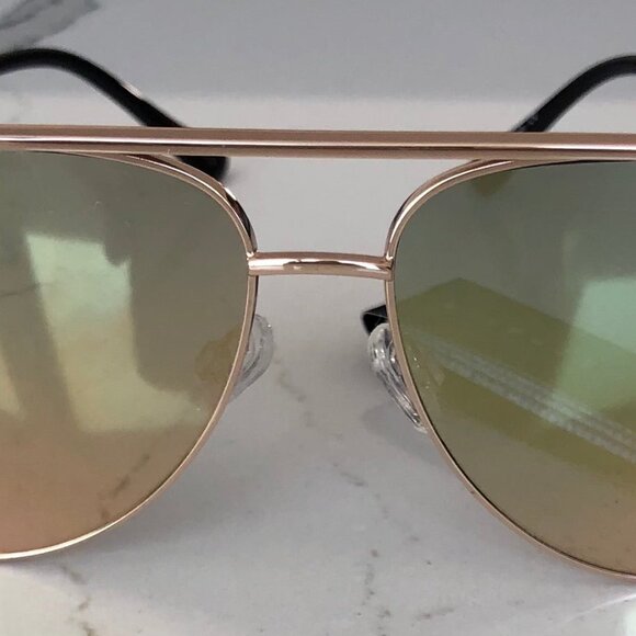 Quay Austrailia - High Key Mini- Gold/Gold NWT! NEVER WORN! - Picture 4 of 5